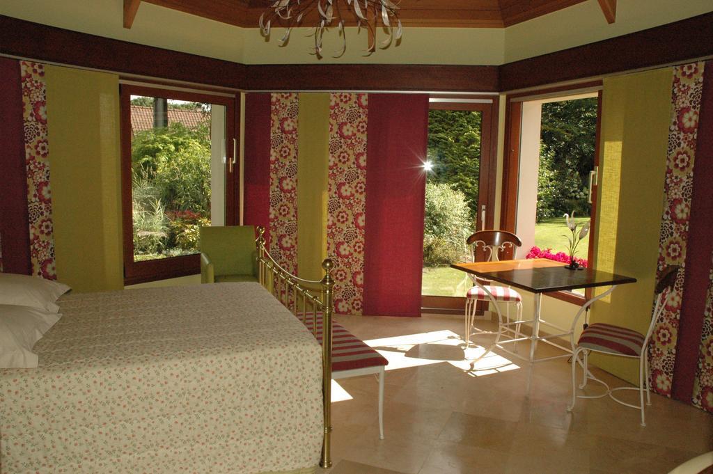 La Coulonniere Bed and Breakfast Wismes Exteriör bild